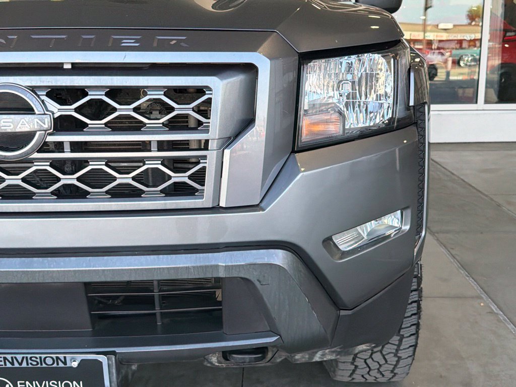 Used 2023 Nissan Frontier SV w/ SV Convenience Package AWD/4WD image 5