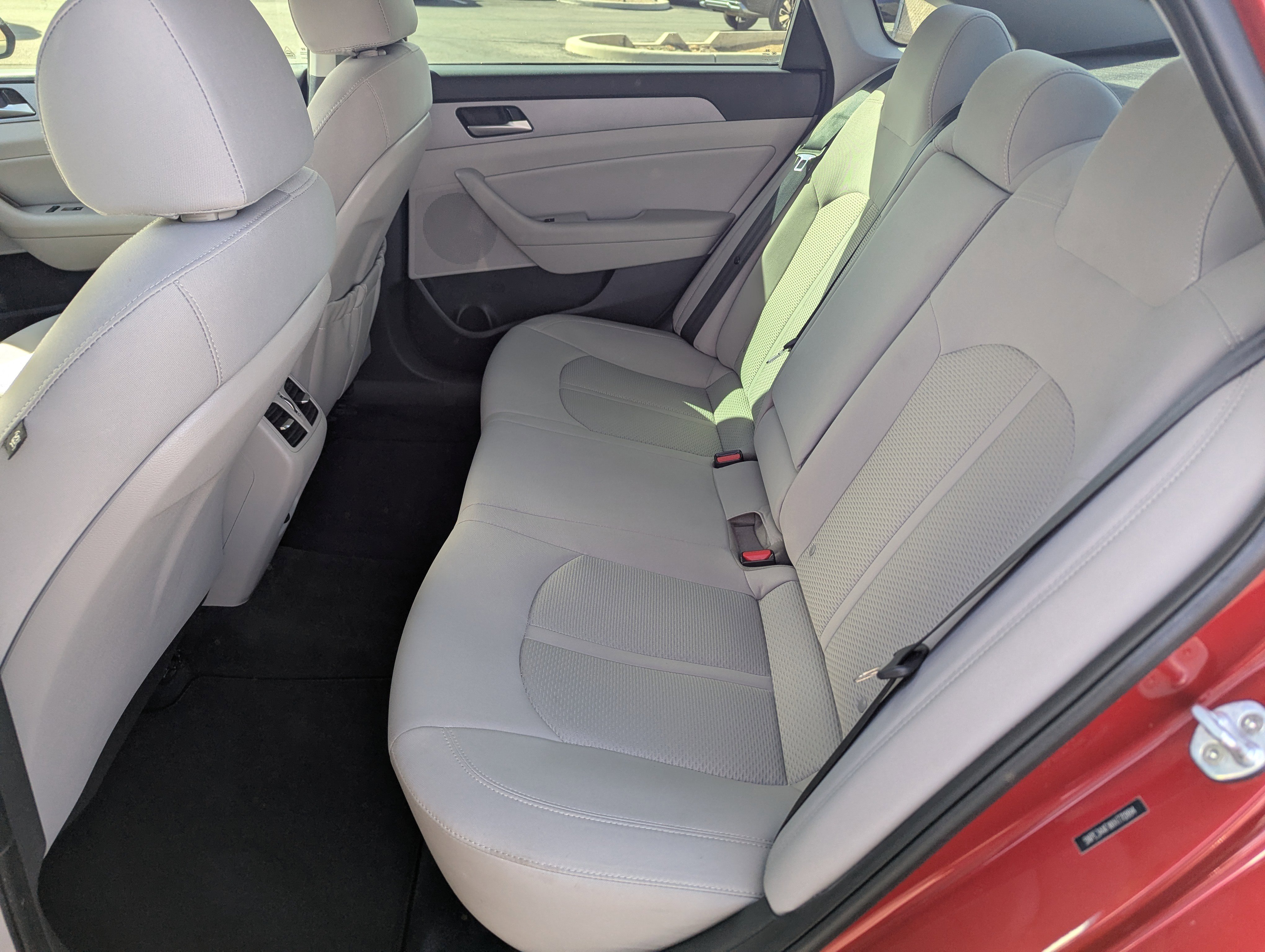 Used 2019 Hyundai Sonata SEL w/ Tech Package 02 FWD image 8