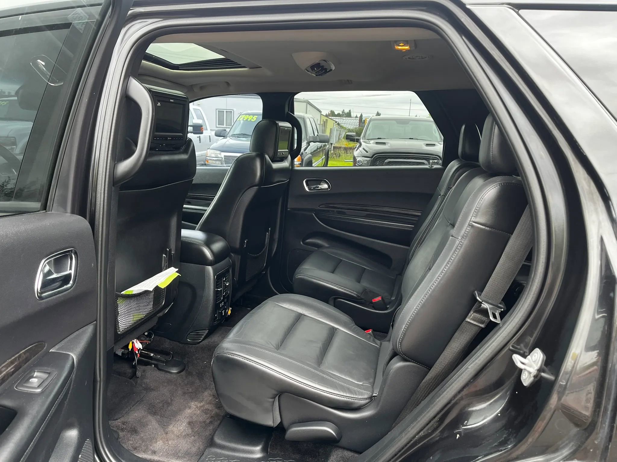 Used 2015 Dodge Durango Limited w/ Trailer Tow Group IV AWD/4WD image 11