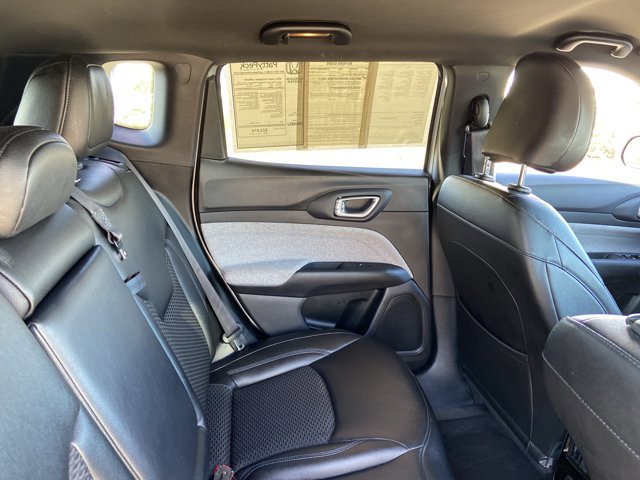 Used 2024 Jeep Compass Latitude image 20