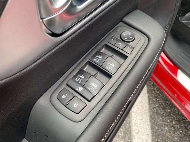 New 2026 Chrysler Pacifica Limited w/ S Appearance Package image 13