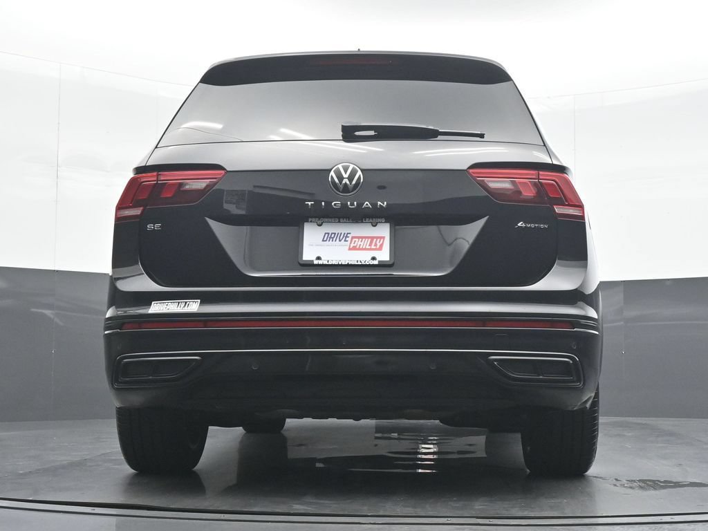 Used 2024 Volkswagen Tiguan SE R-Line AWD/4WD image 29