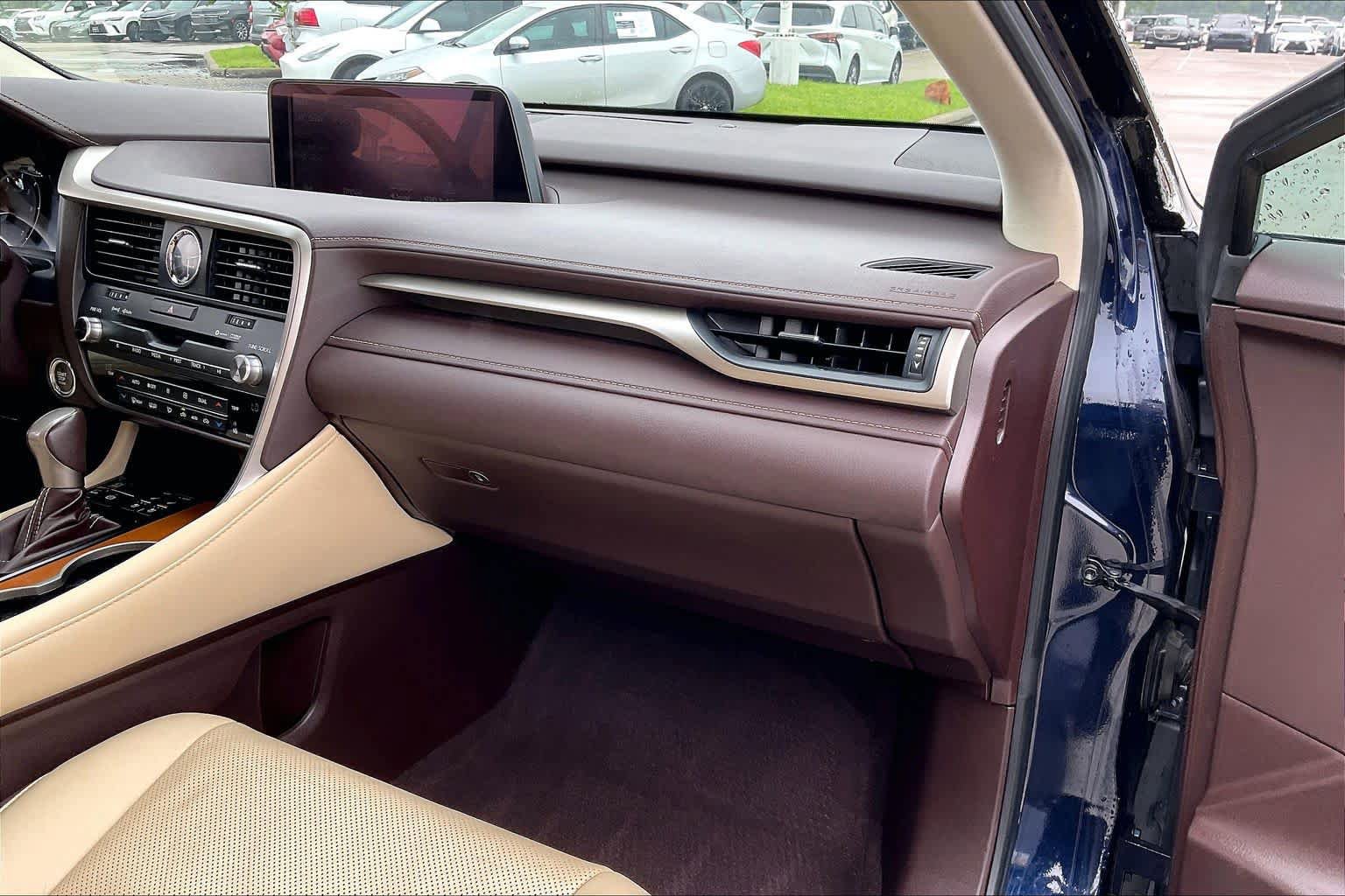 Used 2019 Lexus RX 350 FWD w/ Navigation Package image 16