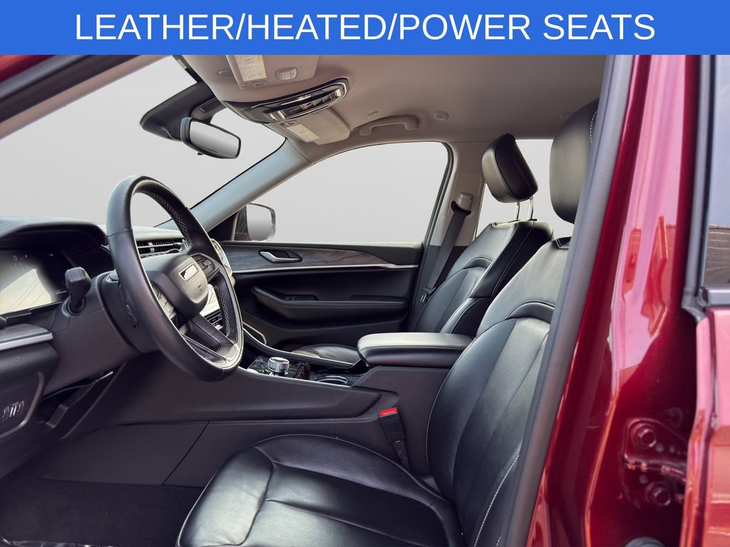 Used 2021 Jeep Grand Cherokee L Limited AWD/4WD image 2