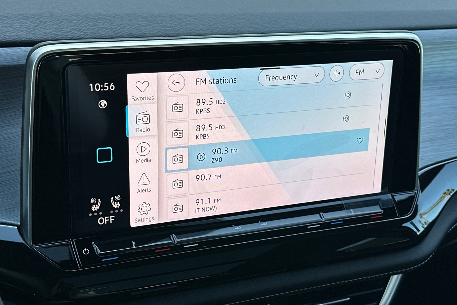 New 2026 Volkswagen Atlas Cross Sport SE image 16