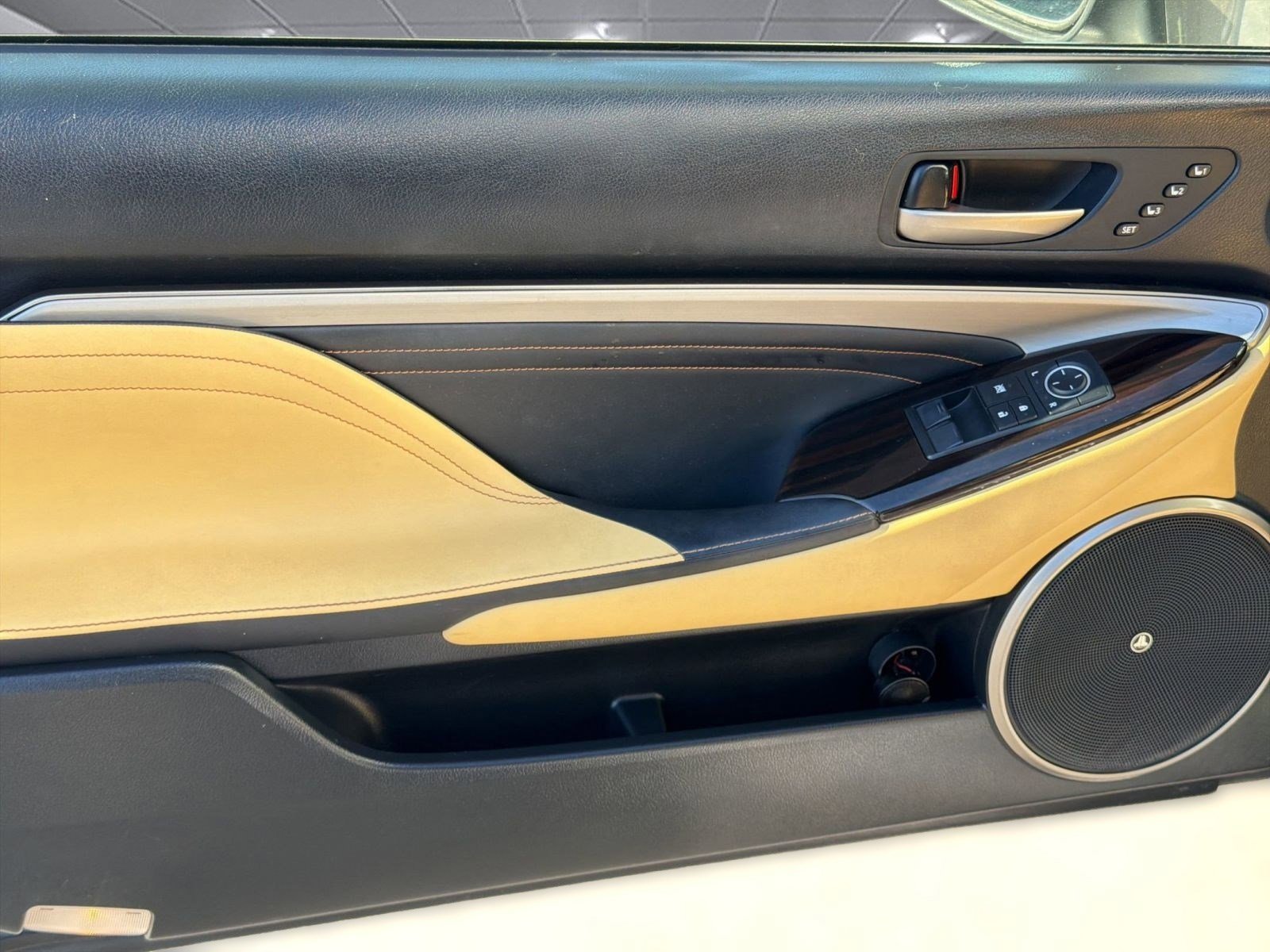 Used 2015 Lexus RC 350 w/ Luxury Package image 13