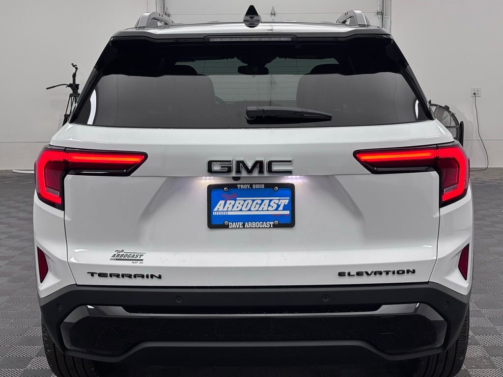 New 2026 GMC Terrain Elevation w/ Elevation Premium Package image 9