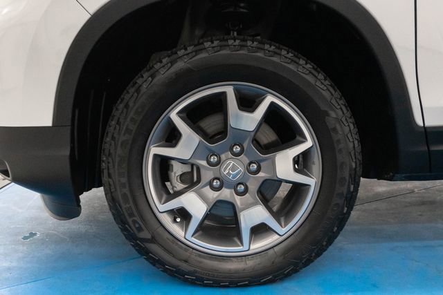 Certified 2023 Honda Passport TrailSport image 2