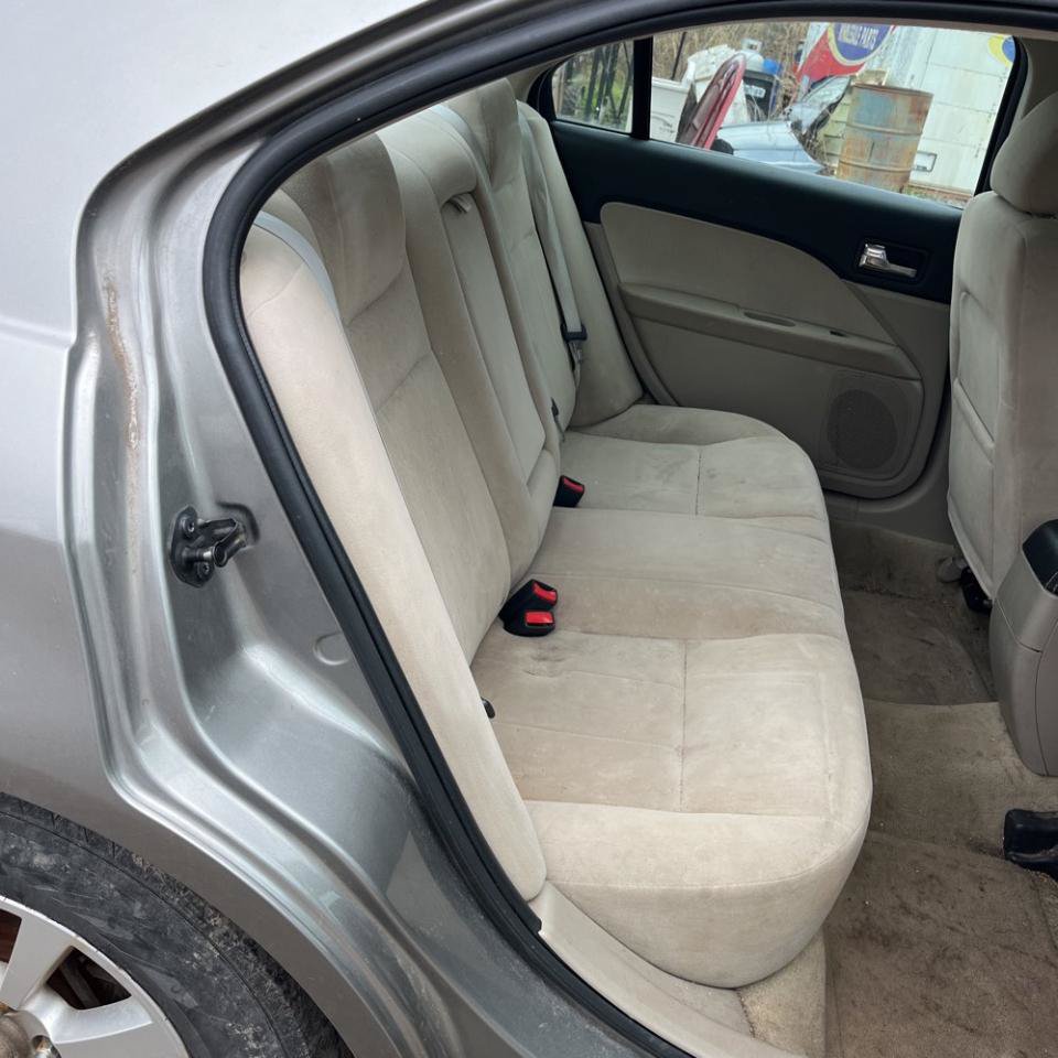 Used 2008 Mercury Milan FWD image 17