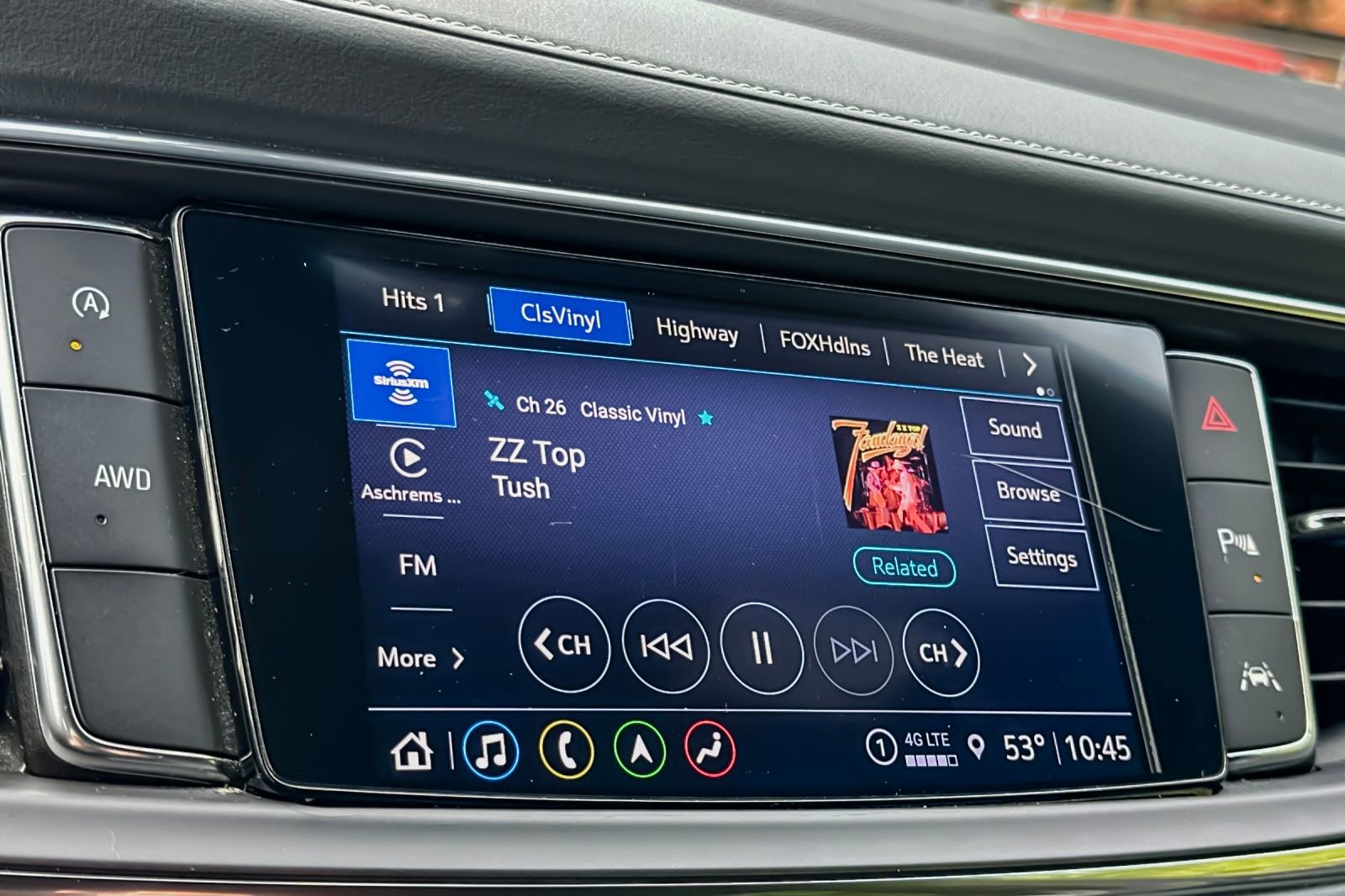 Used 2024 Buick Enclave Premium image 22