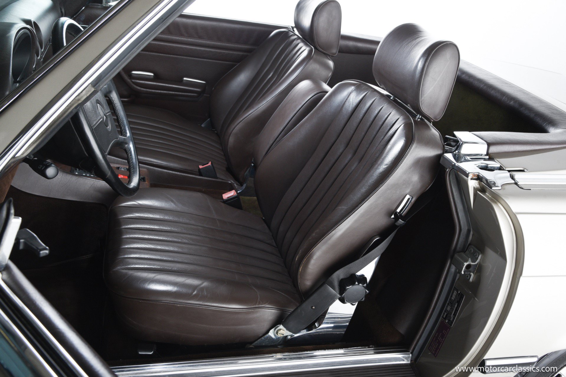 Used 1988 Mercedes-Benz 560 SL image 37