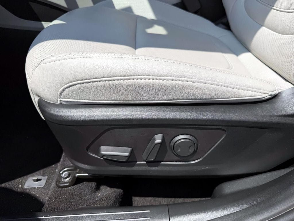 Certified 2023 Hyundai Tucson SEL w/ Convenience Package AWD/4WD image 17
