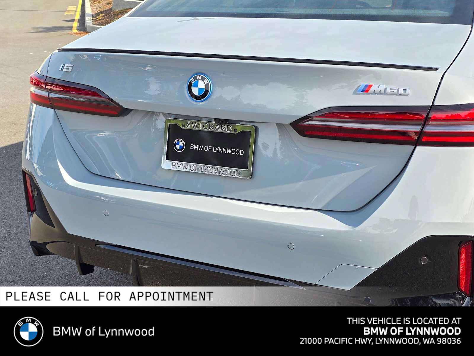 New 2026 BMW i5 w/ Executive Package AWD/4WD image 13