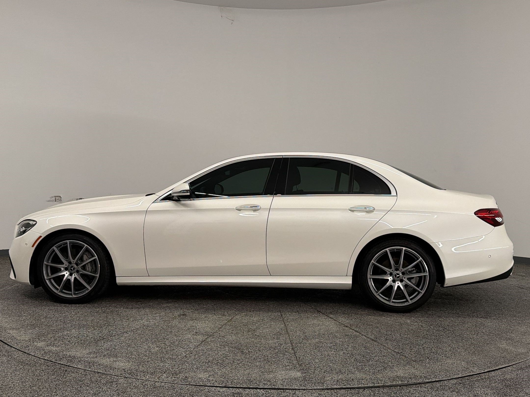 Certified 2022 Mercedes-Benz E 350 Sedan image 2