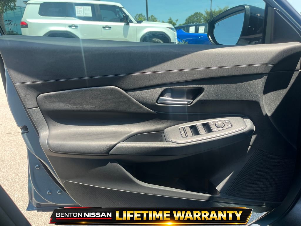 Used 2026 Nissan Sentra SV w/ Floor Mat Package FWD image 11