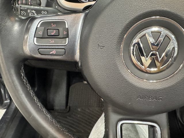 Used 2019 Volkswagen Beetle 2.0T SE FWD image 23