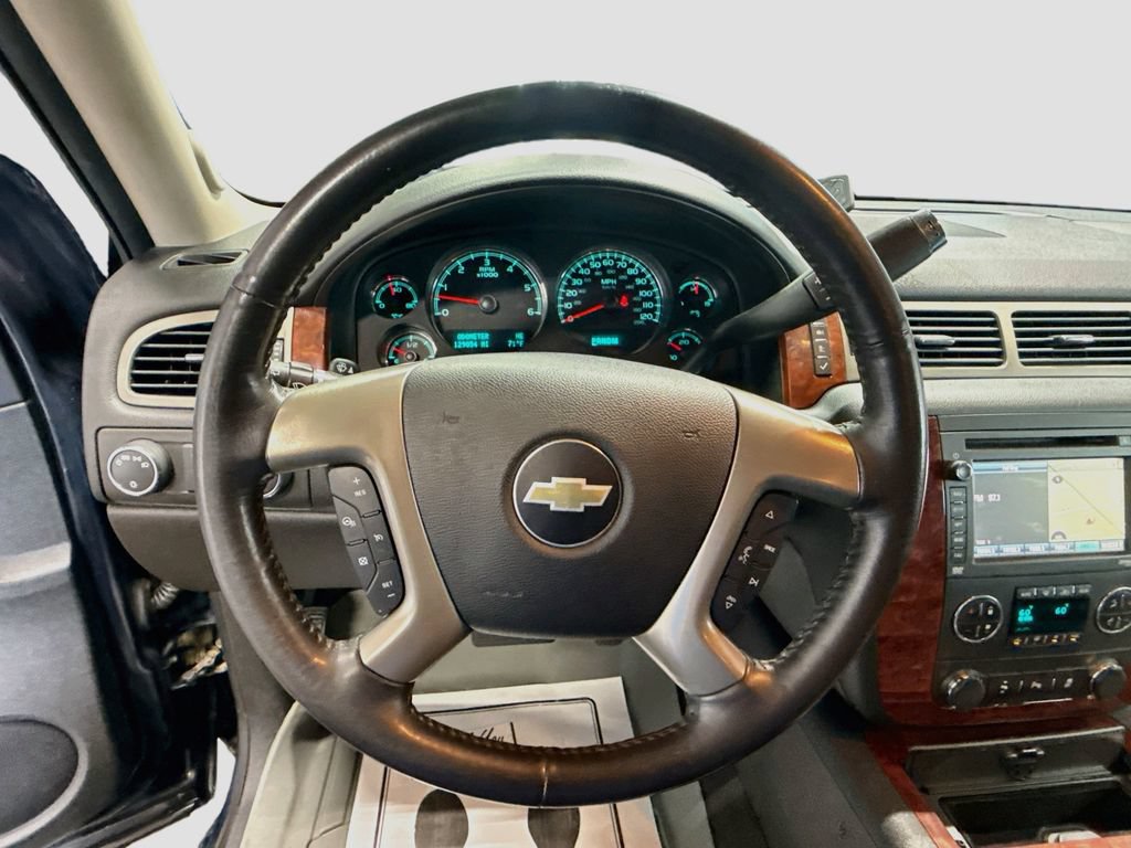 Used 2012 Chevrolet Tahoe LTZ AWD/4WD image 11