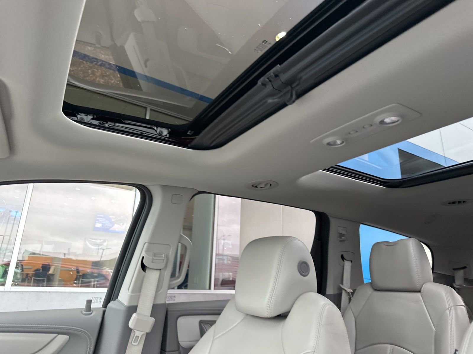 Used 2017 Chevrolet Traverse LT AWD/4WD image 22