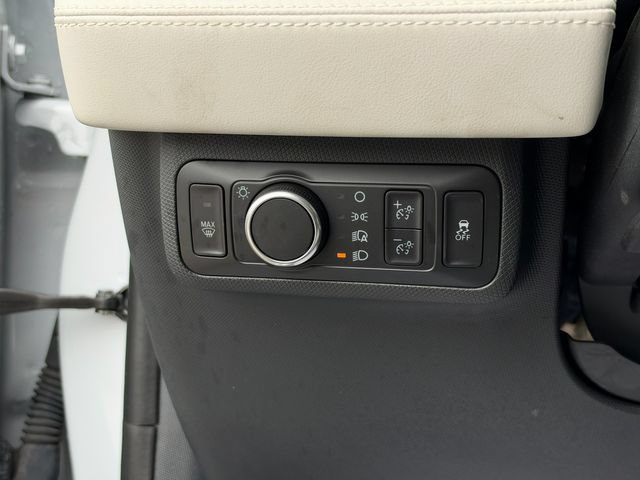 Used 2022 Ford Mustang Mach-E Premium AWD/4WD image 45
