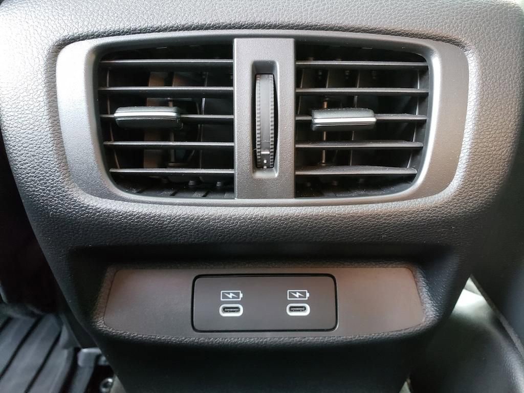 Certified 2025 Acura TLX w/ Technology Package image 12