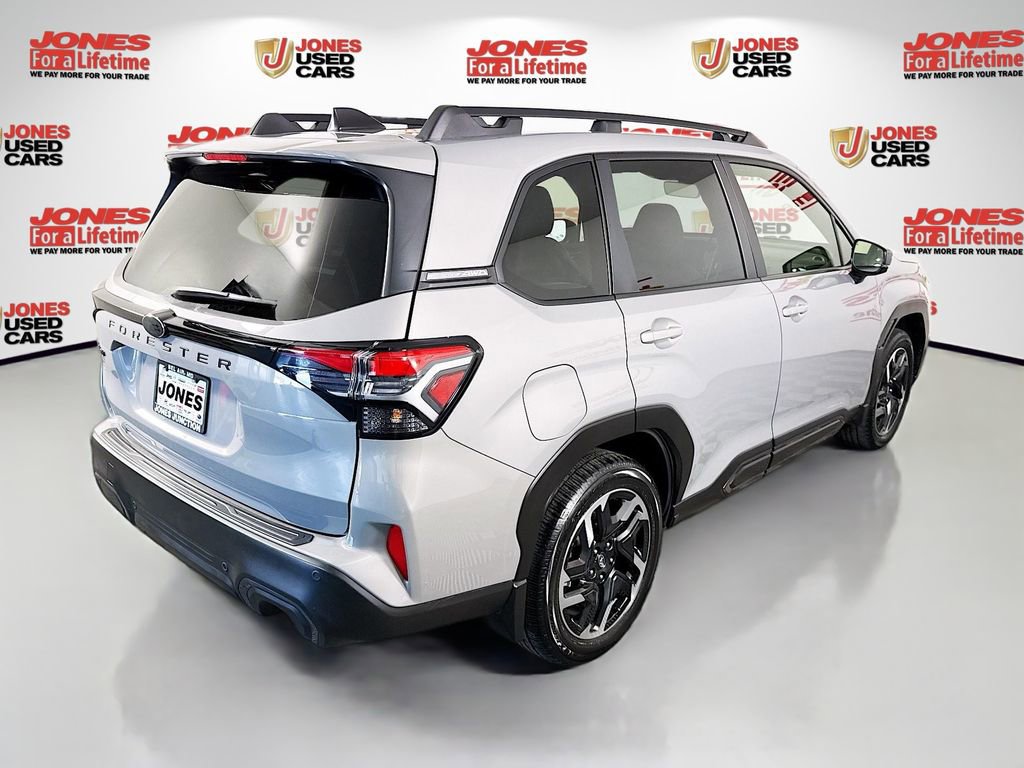 Used 2025 Subaru Forester Limited image 19