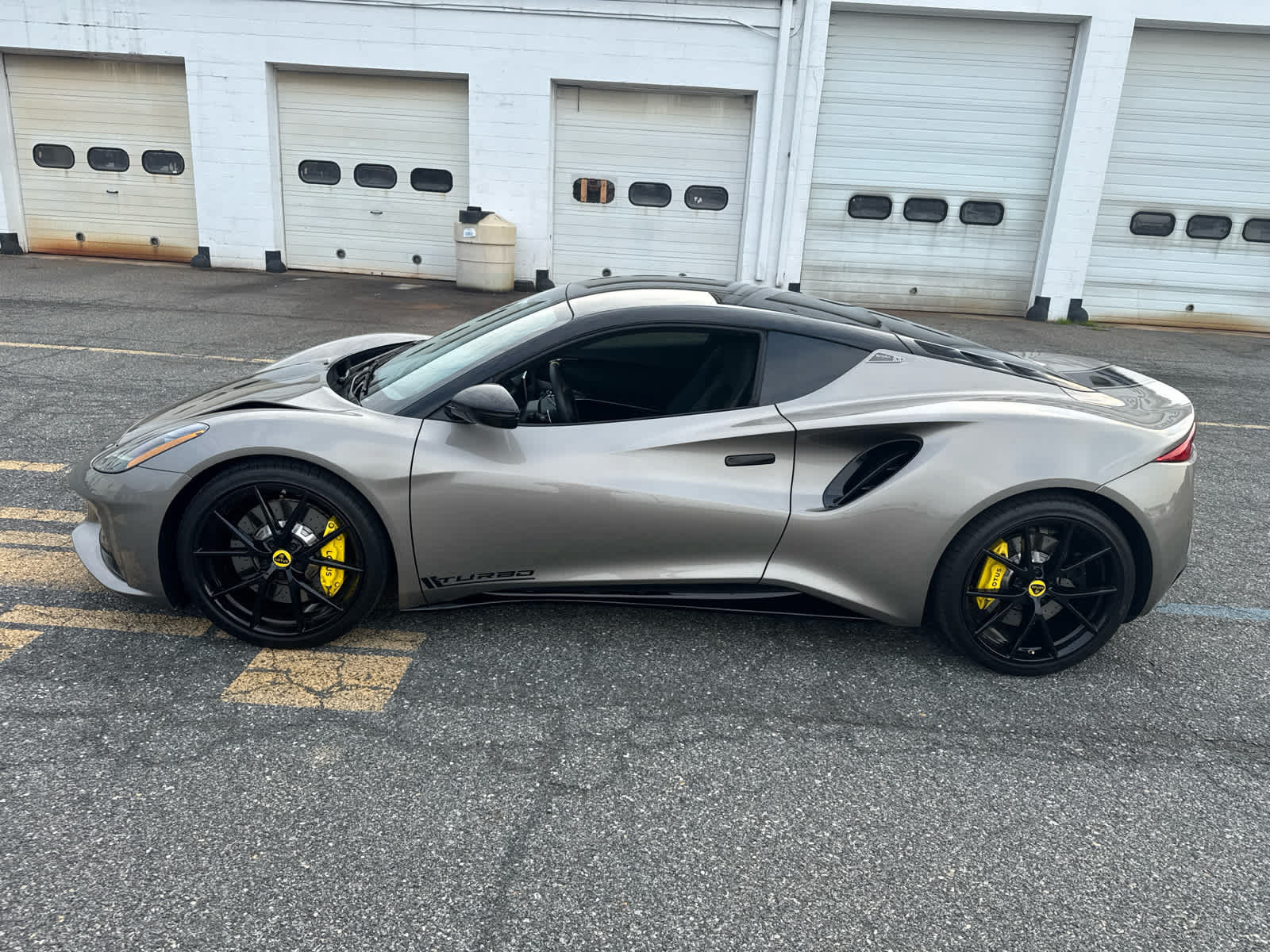 Used 2024 Lotus Emira First Edition RWD image 3