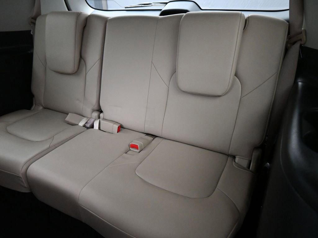 Used 2024 Nissan Armada Platinum w/ Captain's Chairs Package image 22