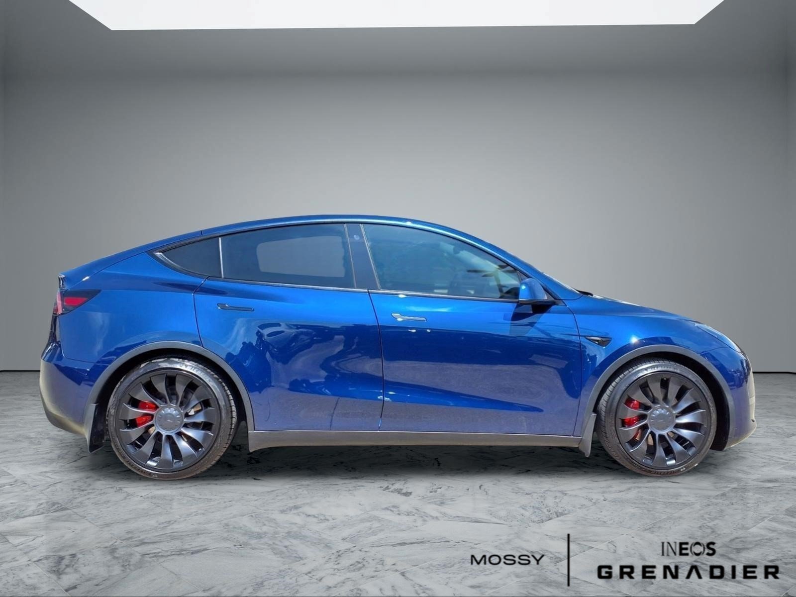 Used 2023 Tesla Model Y Performance AWD/4WD image 8