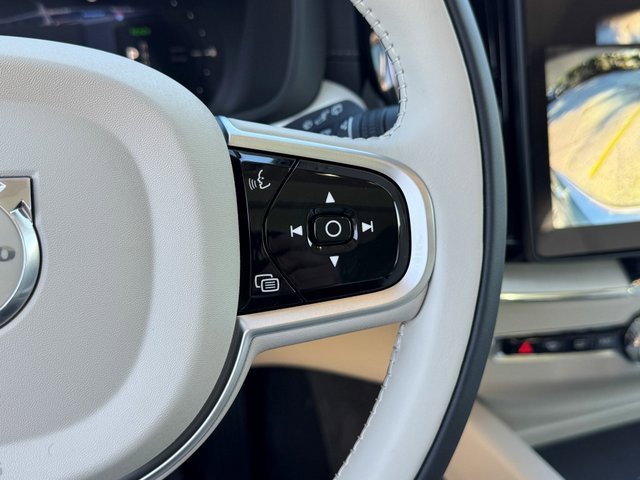 New 2026 Volvo XC60 T8 Ultra w/ Protection Package Premier image 27