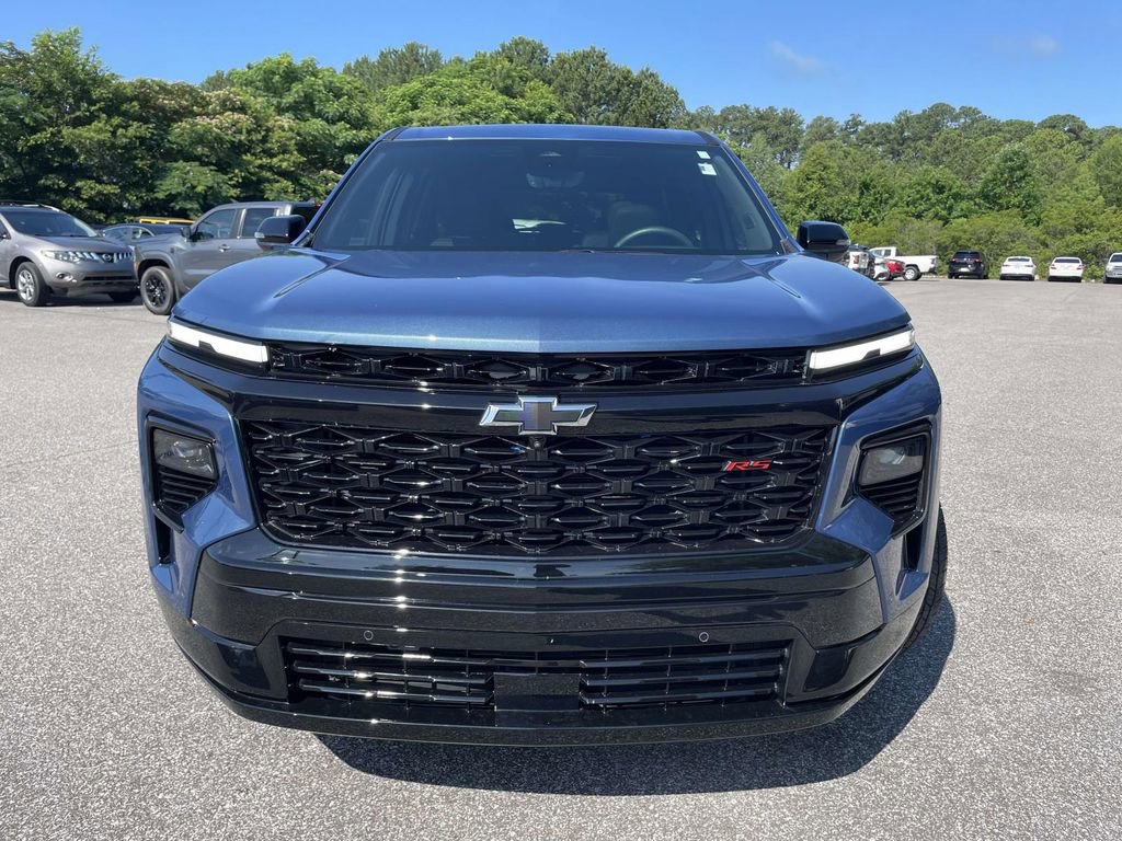 Used 2024 Chevrolet Traverse RS FWD image 8