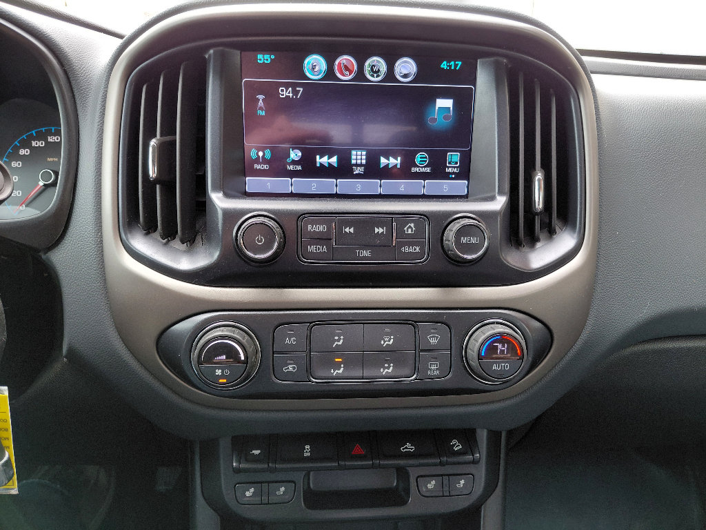 Used 2017 Chevrolet Colorado Z71 AWD/4WD image 19