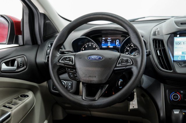 Used 2017 Ford Escape SE w/ Equipment Group 201A AWD/4WD image 11