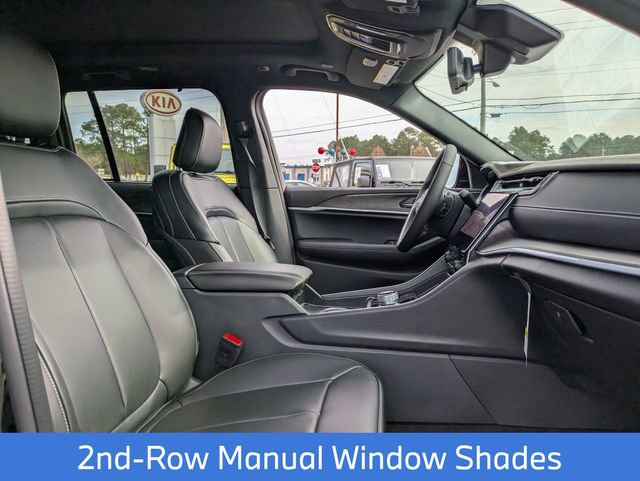 New 2025 Jeep Grand Cherokee Limited w/ Luxury Tech Group II AWD/4WD image 31