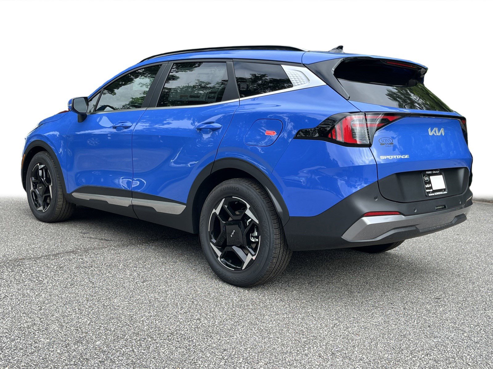 New 2026 Kia Sportage EX w/ EX Panorama Roof Package image 24