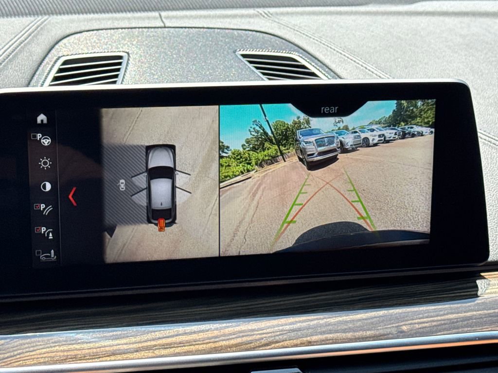 Used 2018 BMW 640i Gran Turismo xDrive w/ M Sport Package AWD/4WD image 33