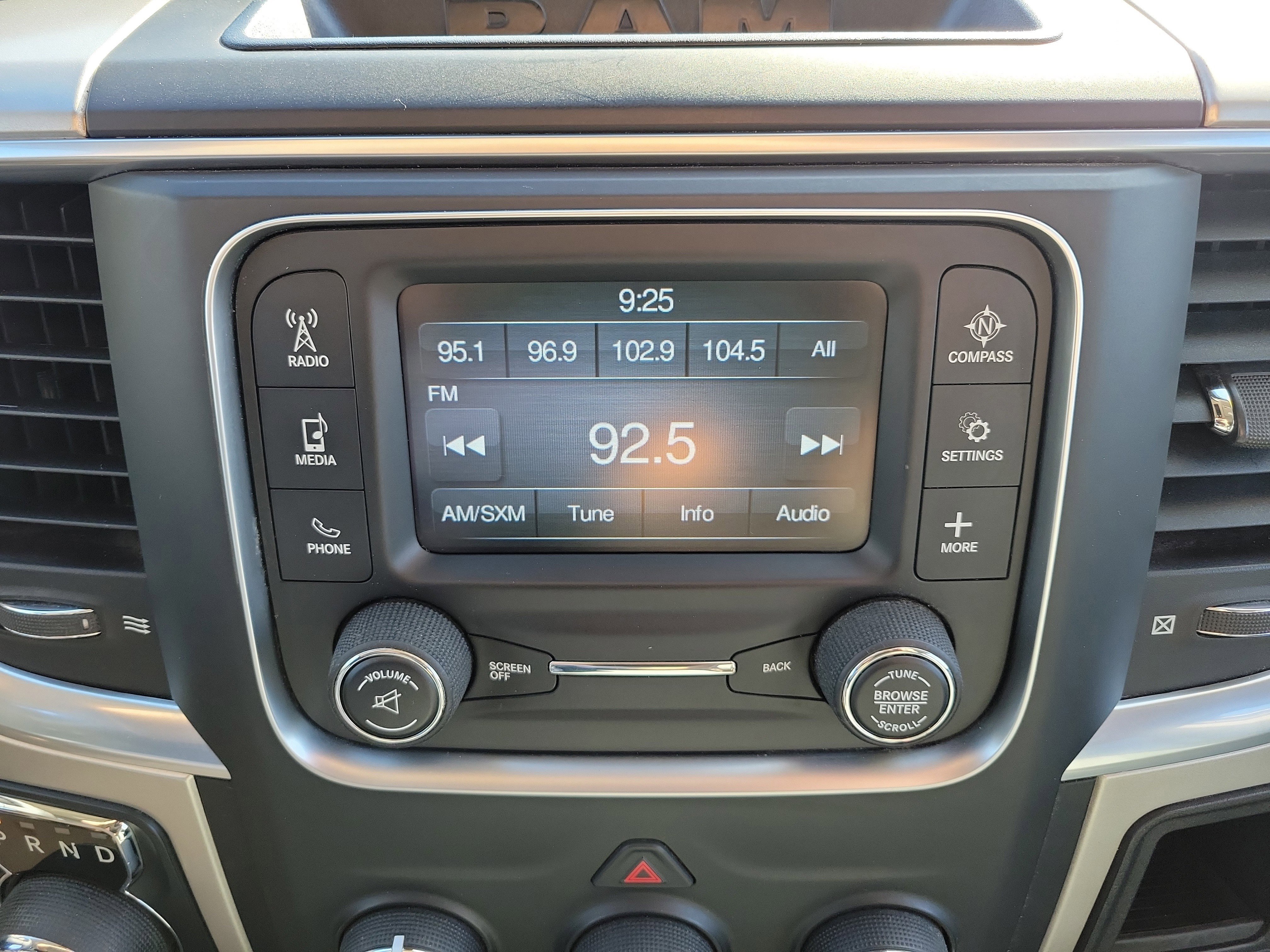 Used 2019 RAM 1500 Classic SLT image 30