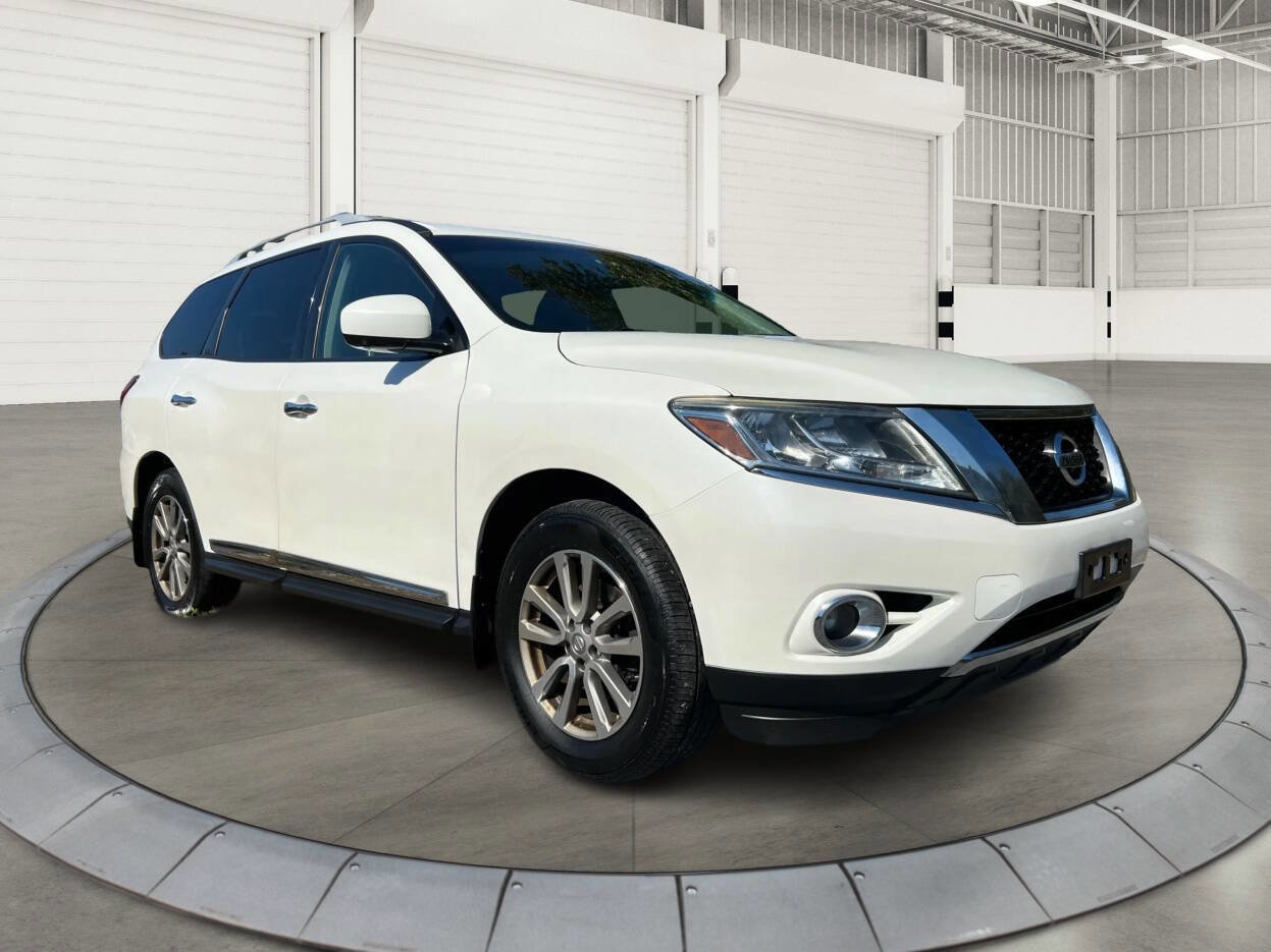 Used 2015 Nissan Pathfinder SL w/ SL Premium Package