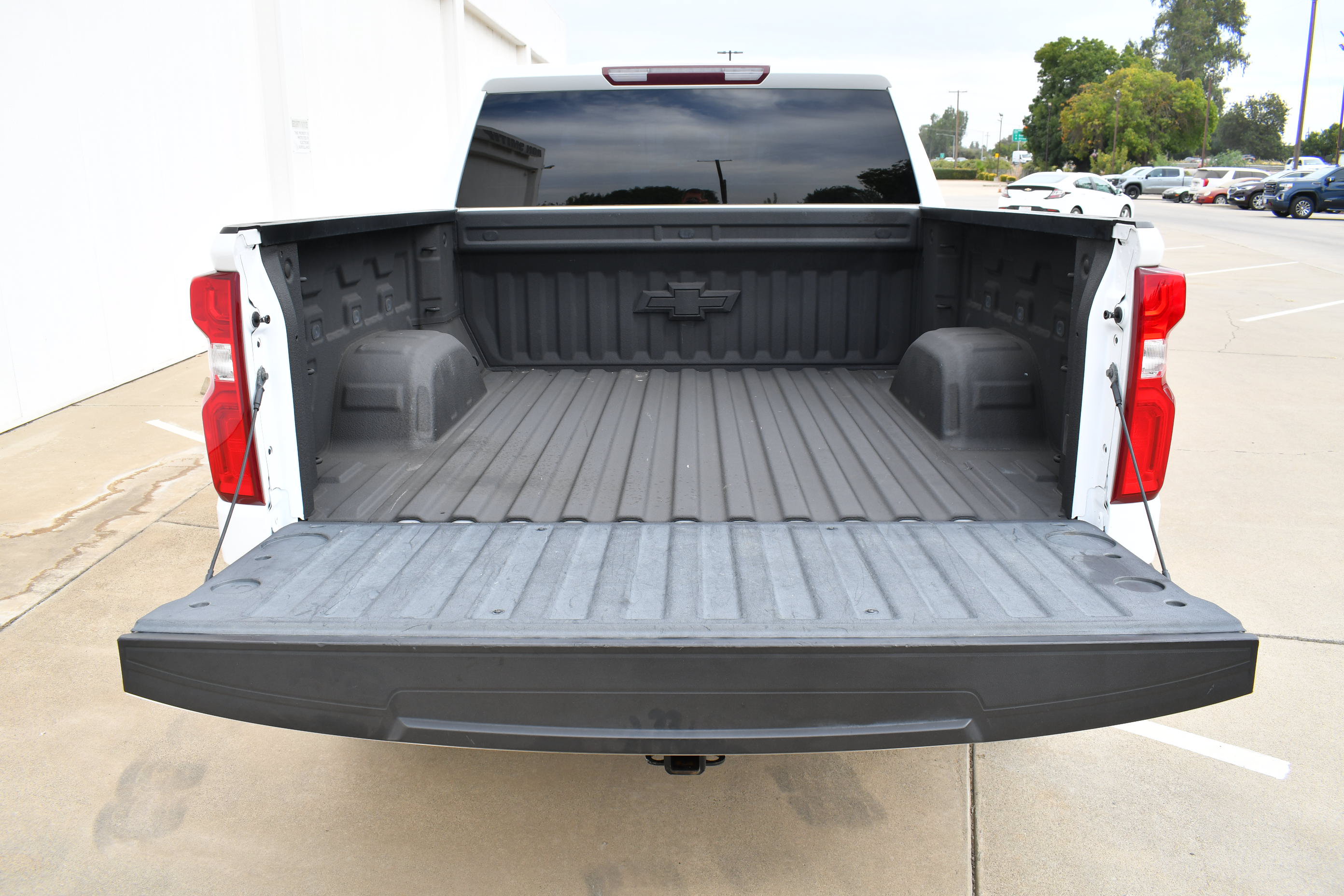 Used 2019 Chevrolet Silverado 1500 Custom w/ Custom Value Package RWD image 7