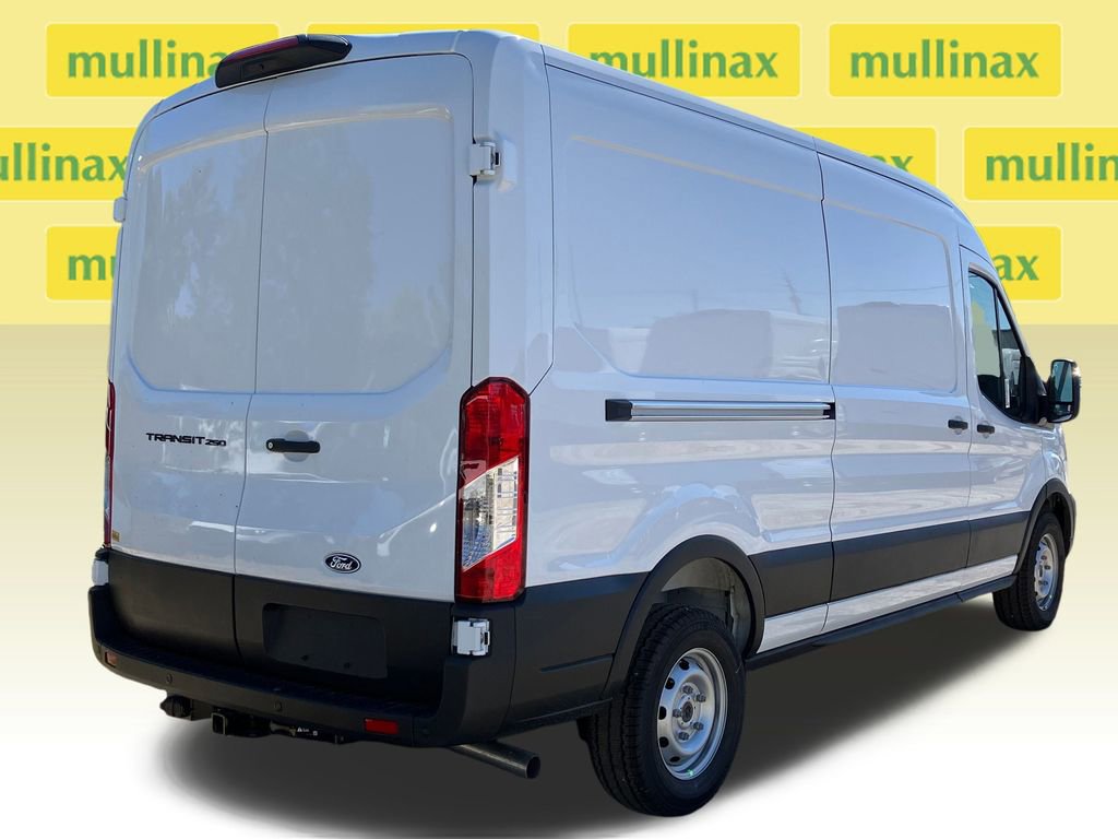 New 2026 Ford Transit 250 148 Medium Roof w/ Load Area Protection Package video 4