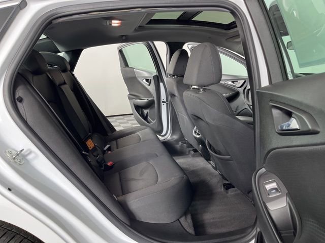 Used 2023 Chevrolet Malibu LT image 45