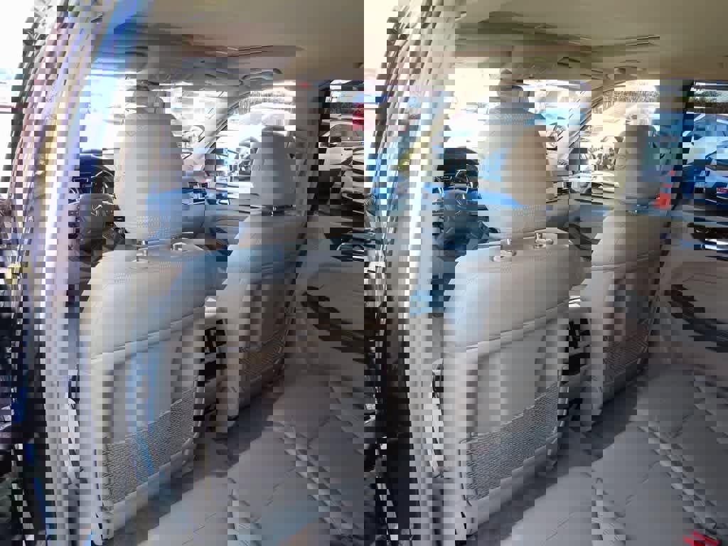 Used 2015 Mercedes-Benz ML 350 4MATIC image 16