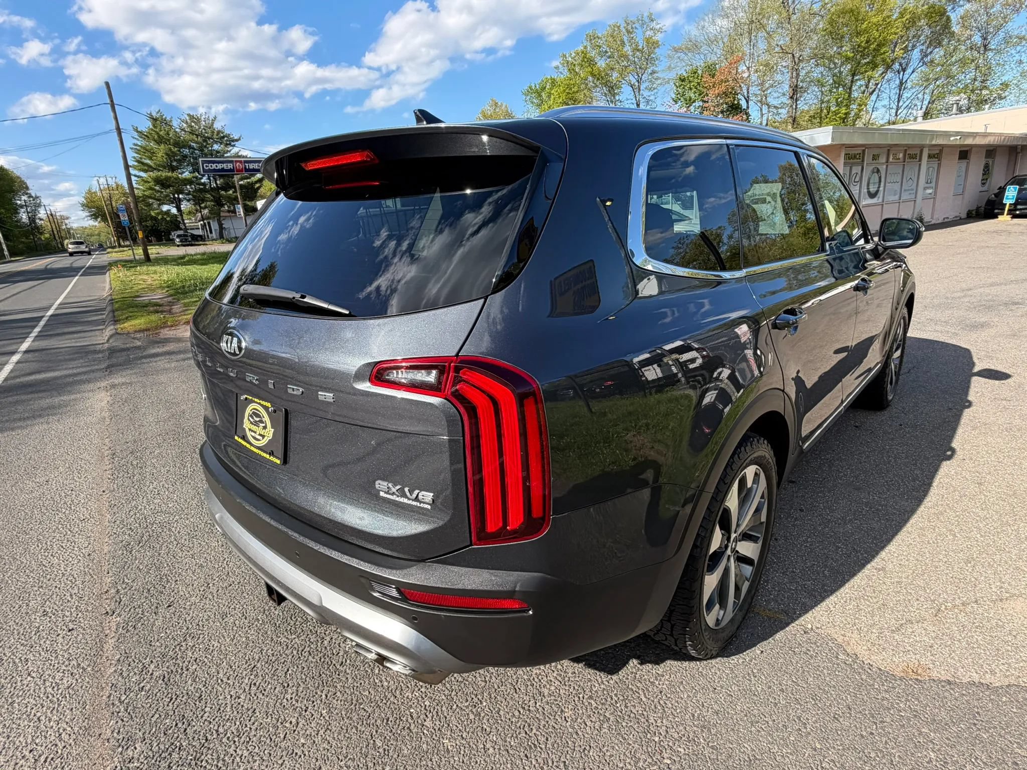 Used 2021 Kia Telluride EX w/ EX Premium Package AWD/4WD image 5
