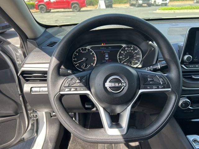 Used 2024 Nissan Altima 2.5 SV image 18