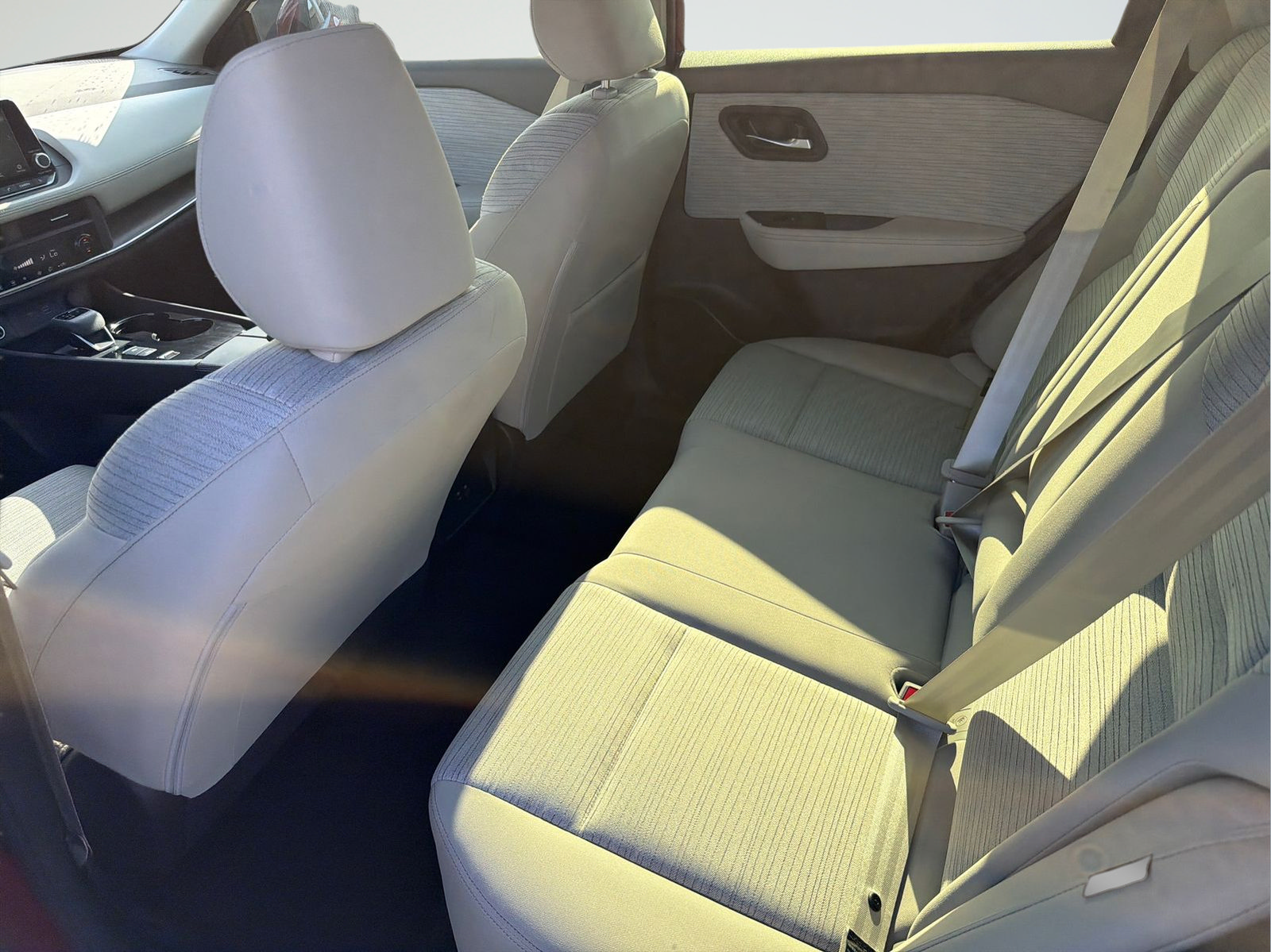Certified 2023 Nissan Rogue SV FWD image 30