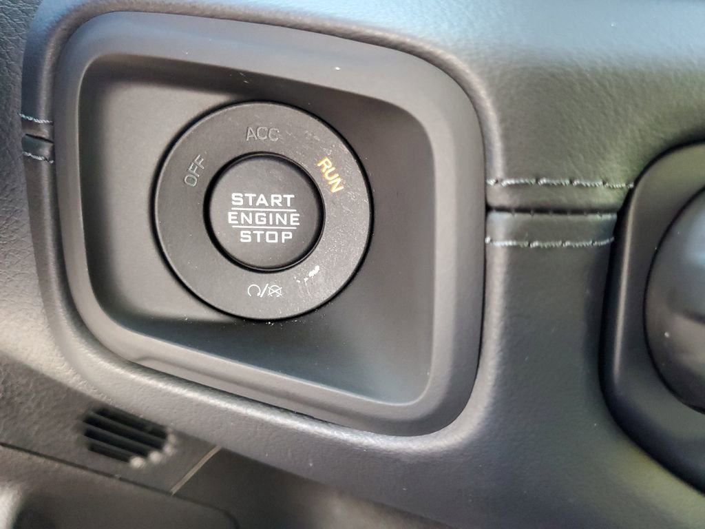 New 2025 Jeep Wrangler Sahara image 32
