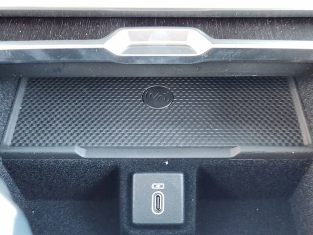 New 2026 Land Rover Range Rover SE image 13