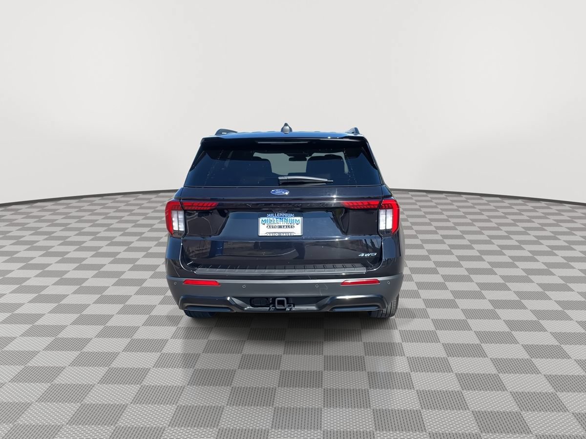 Used 2025 Ford Explorer ST-Line AWD/4WD image 6