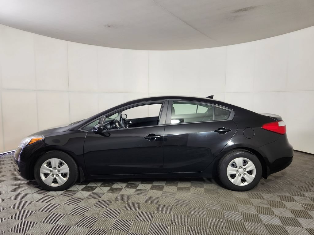 Used 2016 Kia Forte LX FWD image 4