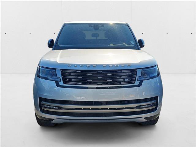 New 2025 Land Rover Range Rover SE image 2