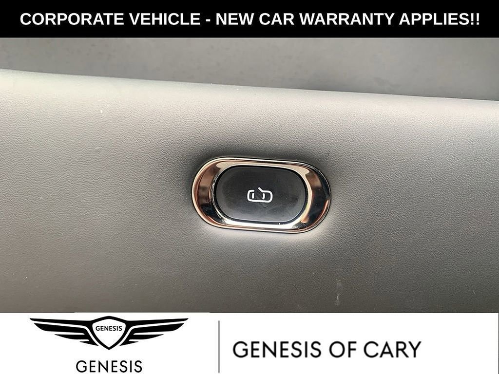 Used 2025 Genesis G90 3.5T AWD/4WD image 7